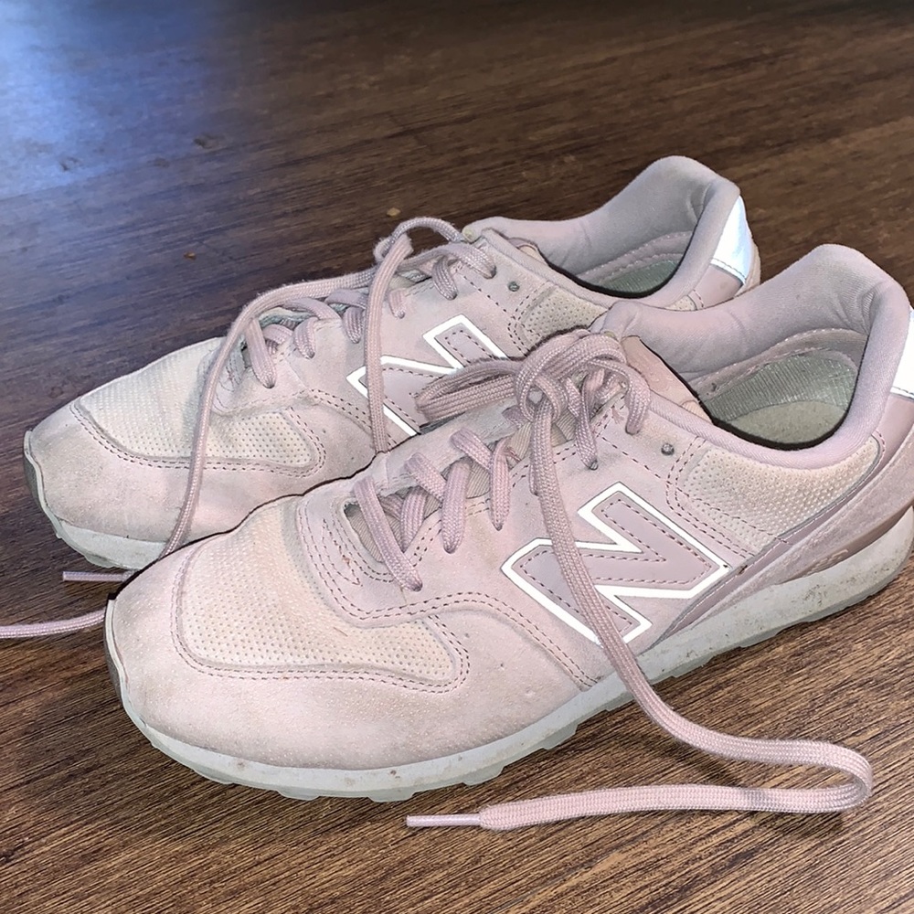 SUEDE NEW BALANCES